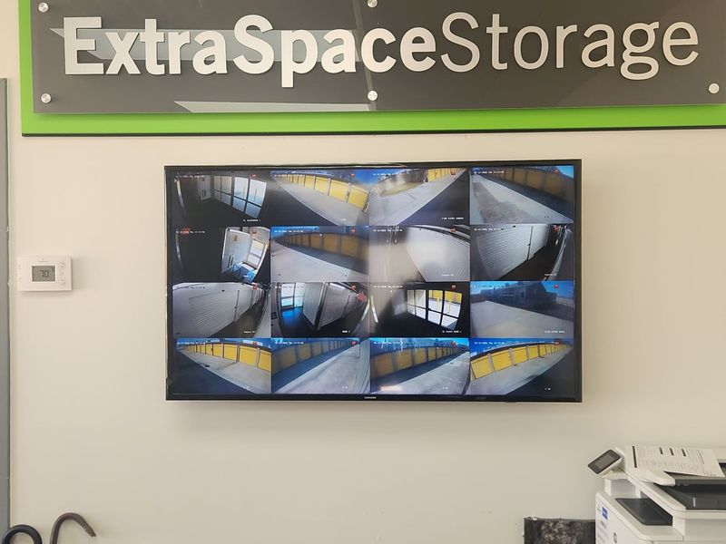 Extra Space Storage Image