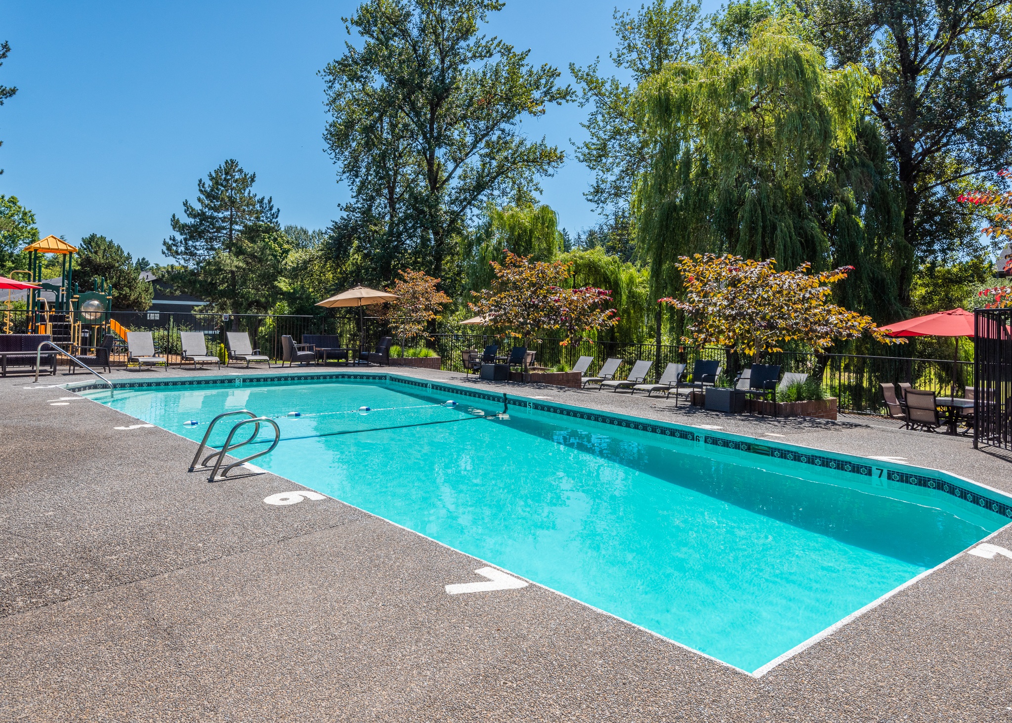 Pool View 