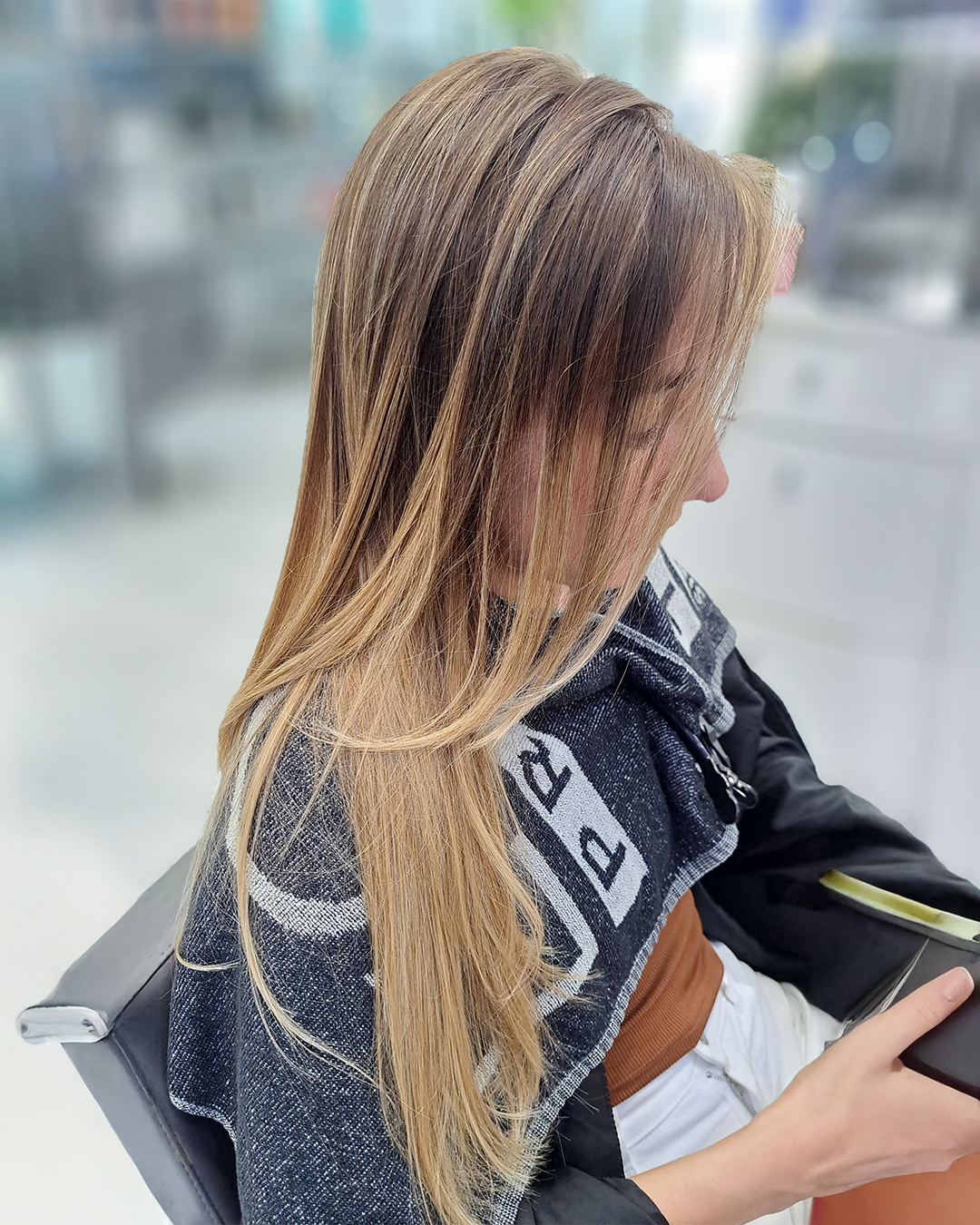 Images Staff Modern Peluquerías Valencia