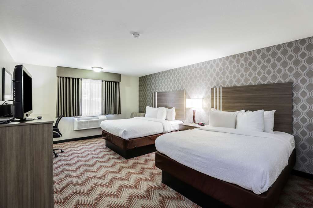 2 Queen Room