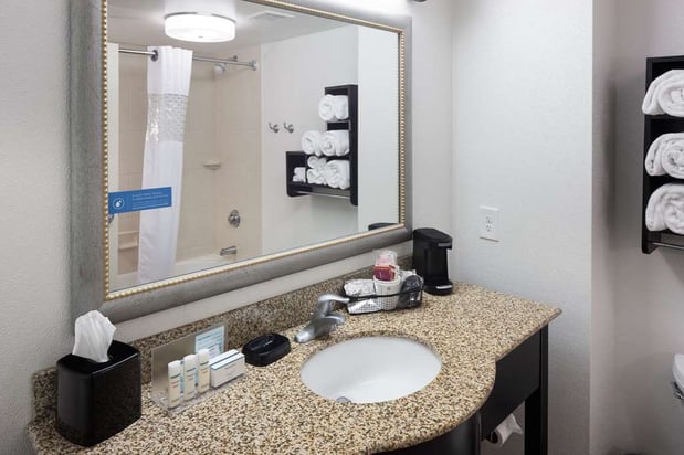 Images Hampton Inn & Suites Gainesville-Downtown