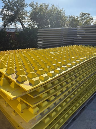 Images United Rentals - Ground Protection Matting