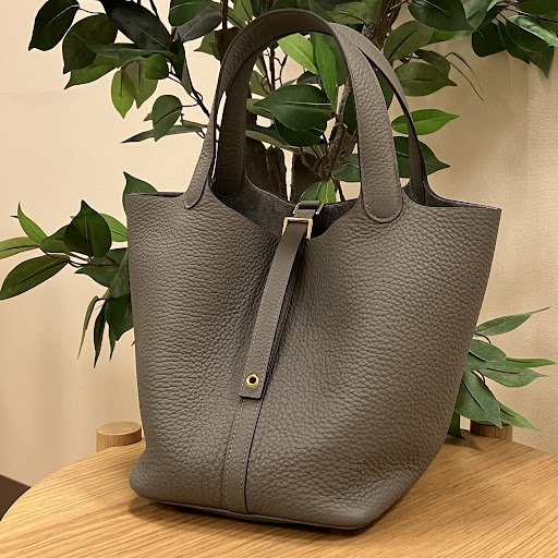 Images KOMEHYO（コメ兵）買取センターアミュプラザ鹿児島
