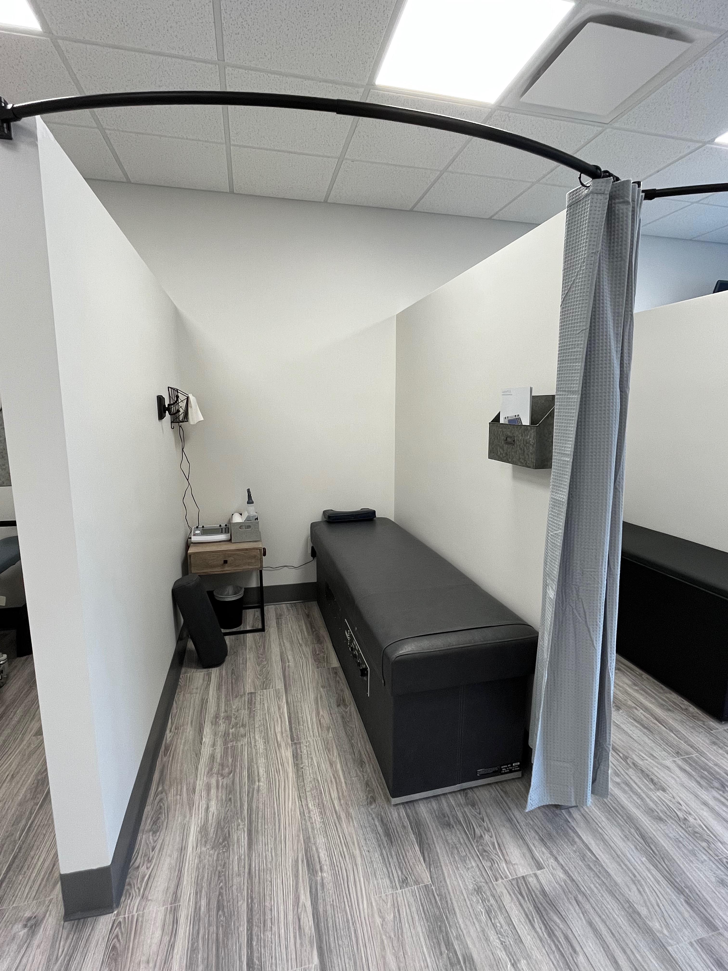 Additional private therapy suite. Ensures a comfortable and relaxing treatment.