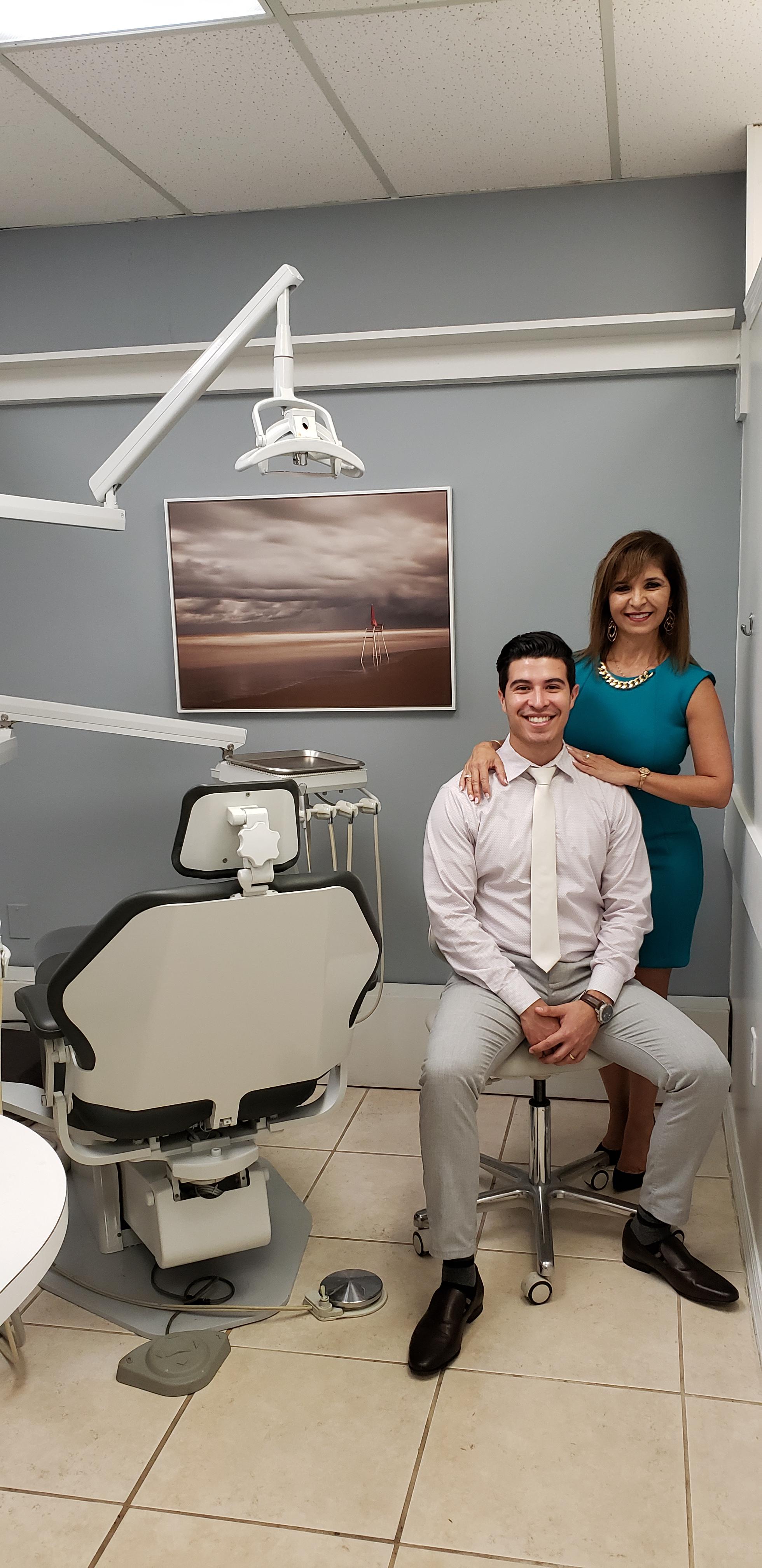 Boca Raton Traveling Dentist offering in home dentistry for patients who don't want to leave their h Geriatric House Call Dentistry Boca Raton (866)686-4423