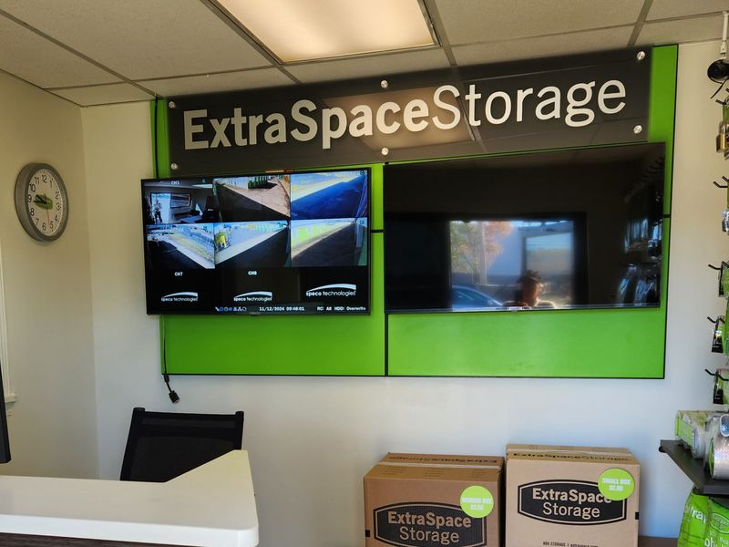 Security Screens - Extra Space Storage at 2124 Charles Bryan Rd, Memphis, TN 38133