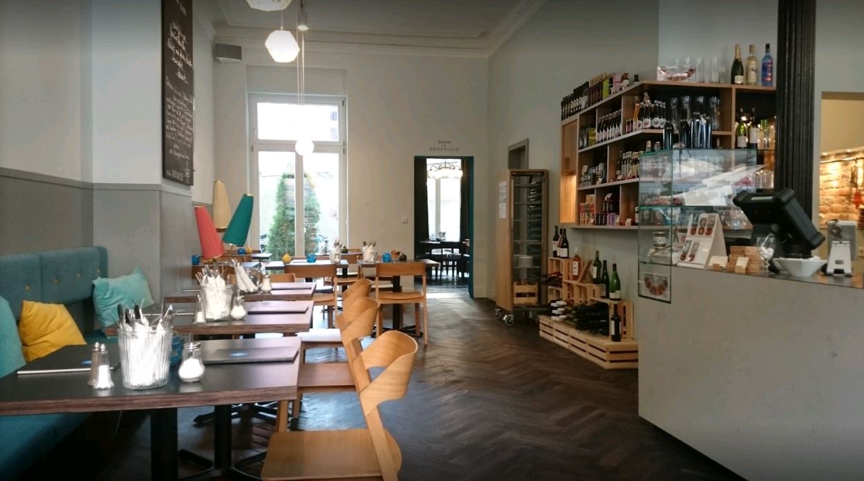 Baltique - Die Pankuka Bar, Heiligkreuzgasse 31 in Frankfurt
