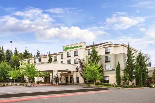 Images Holiday Inn & Suites Bothell by IHG