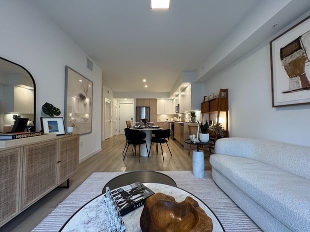 Images Caroline Golden Glades