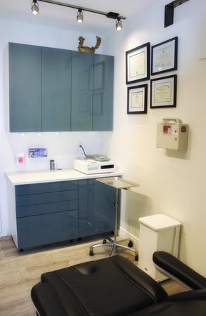 Images AHIMSA PIERCING STUDIO, FINE JEWELRY & MEDICAL AESTHETICS