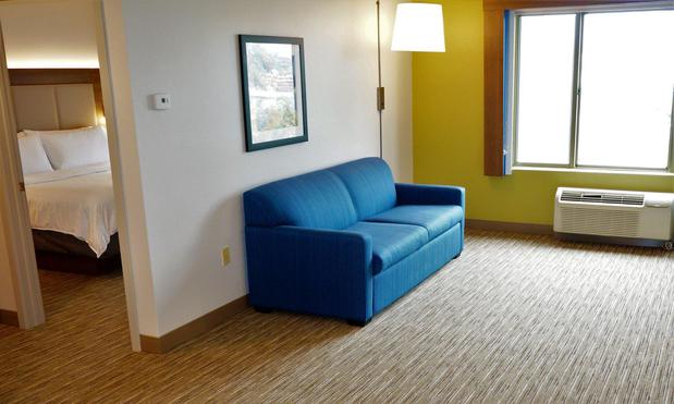 Images Holiday Inn Express & Suites Fremont - Milpitas Central by IHG