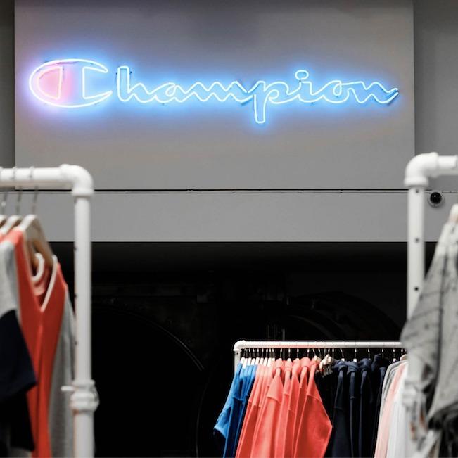 Champion Outlets Logo