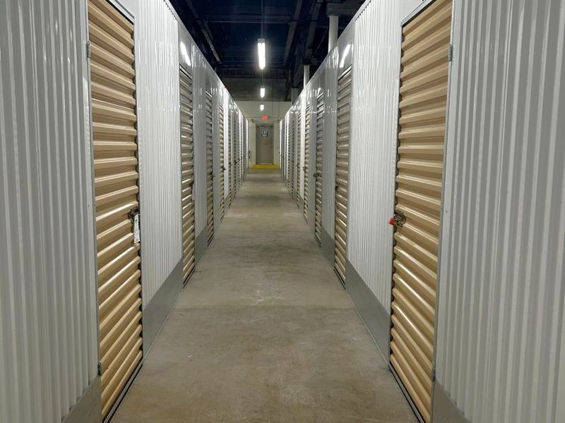 Images Extra Space Storage