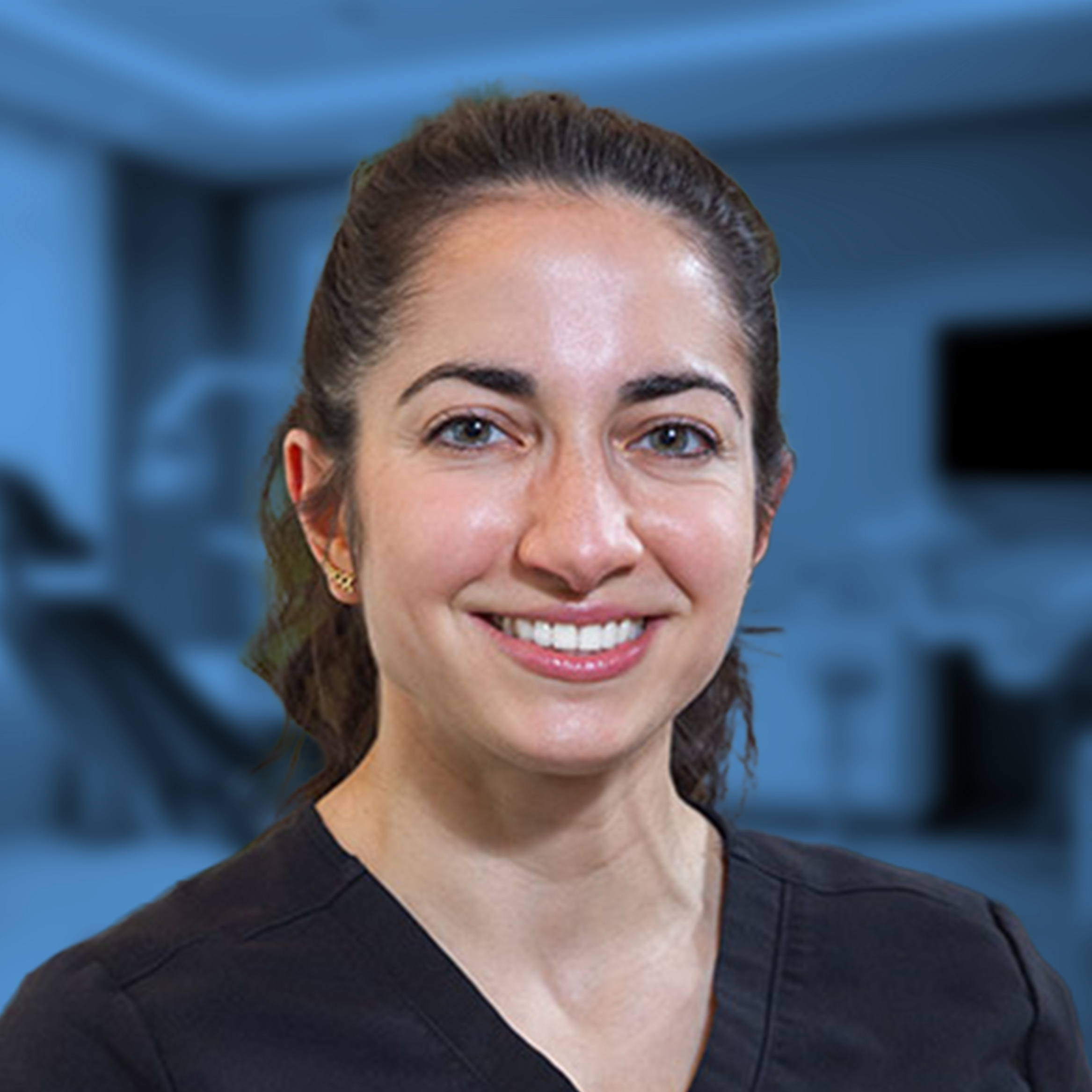 Dr. Sara Barazesh - Headshot