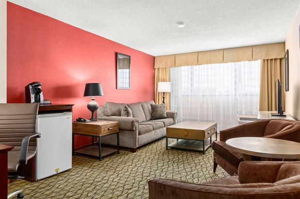 Images Holiday Inn Johnson City, an IHG Hotel