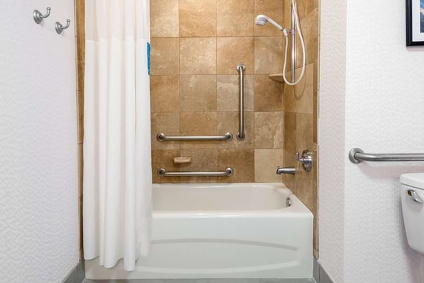 Images Hampton Inn & Suites Buffalo Downtown