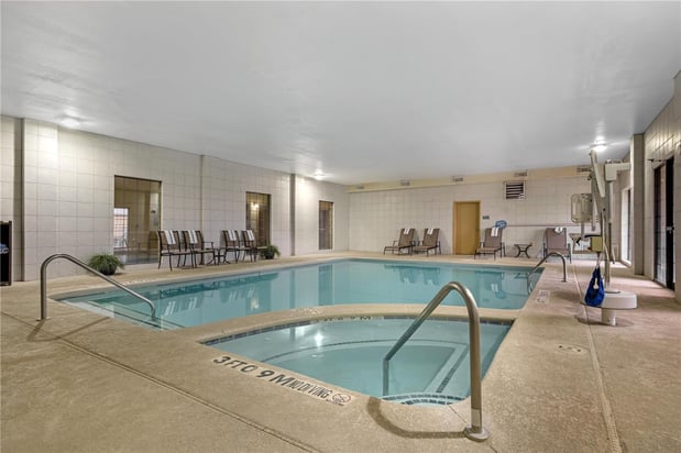 Images Best Western Plus Shamrock Inn & Suites