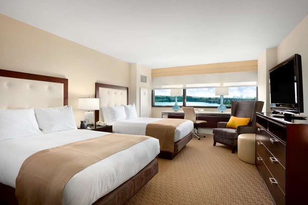 Images Hilton Miami Airport Blue Lagoon