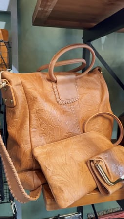 Images Zinnia's Gift Boutique