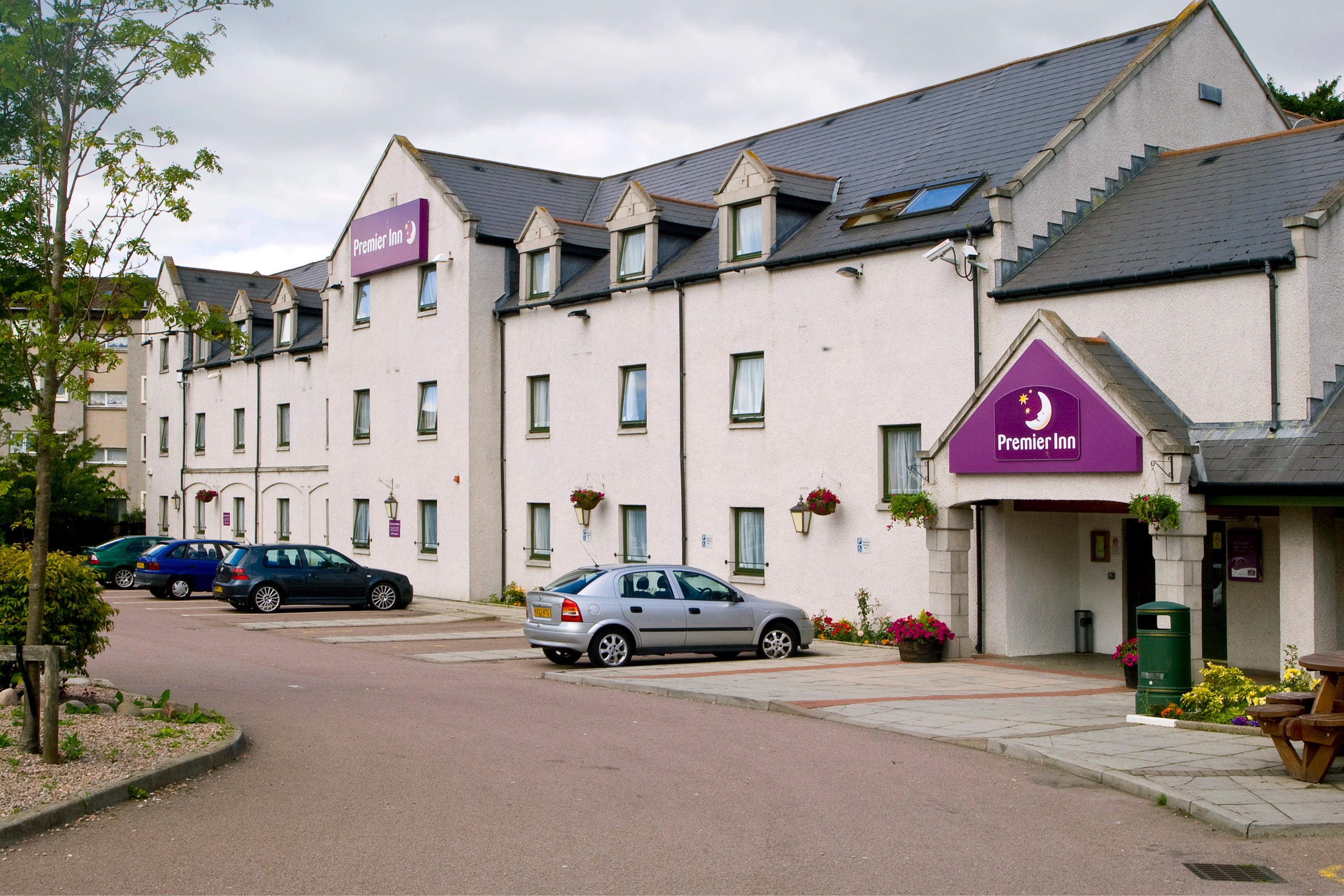 Images Premier Inn Aberdeen (Anderson Drive) hotel