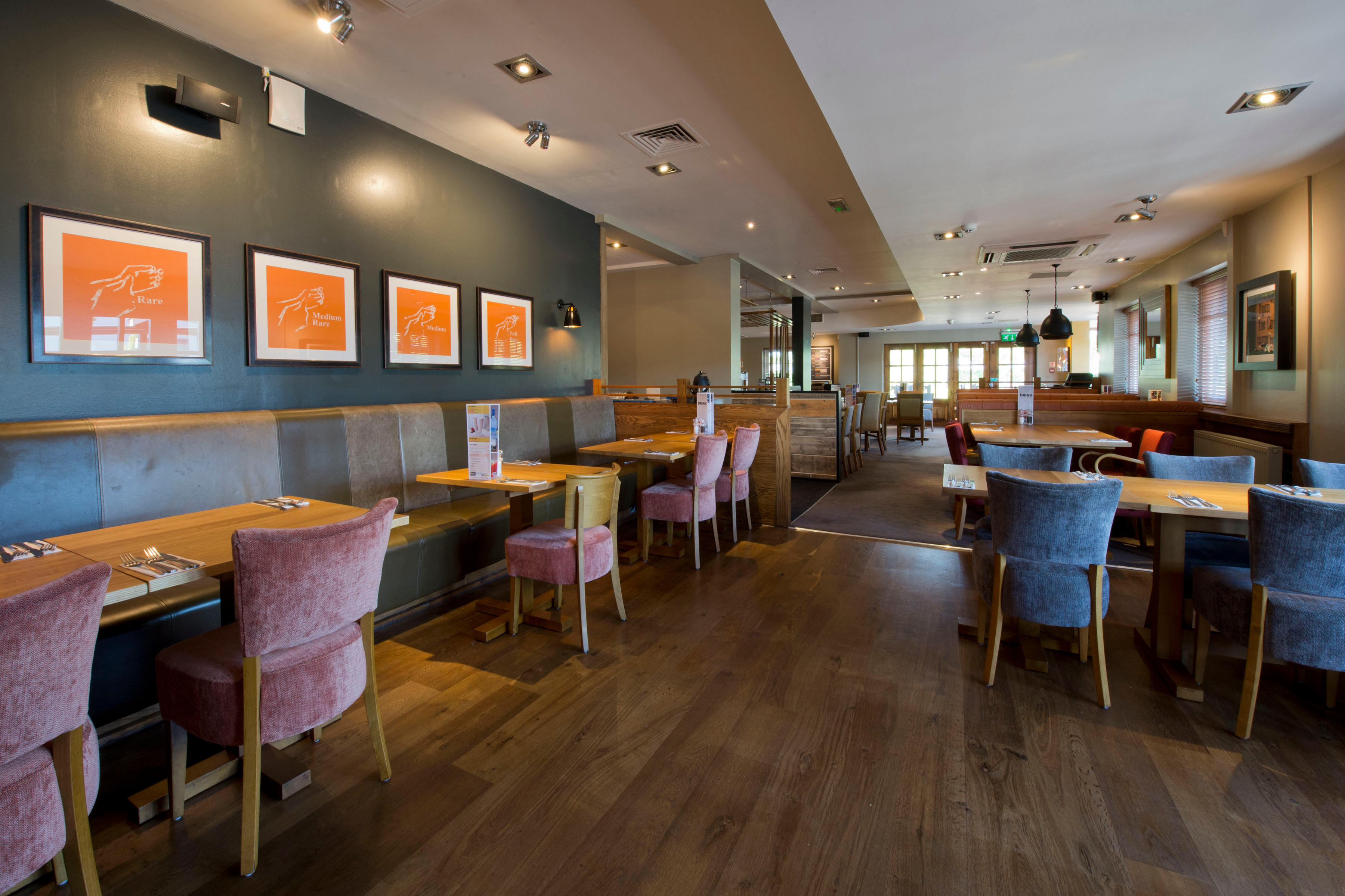 Oakley Hay Beefeater Restaurant Oakley Hay Beefeater Corby 01536 462792