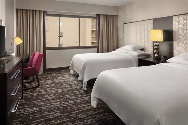 Images Embassy Suites by Hilton Crystal City National Airport
