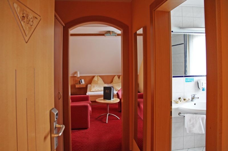 Hotel u Gasthof Hölle, Dr.-Adolf-Altmann-Straße 2 in Salzburg