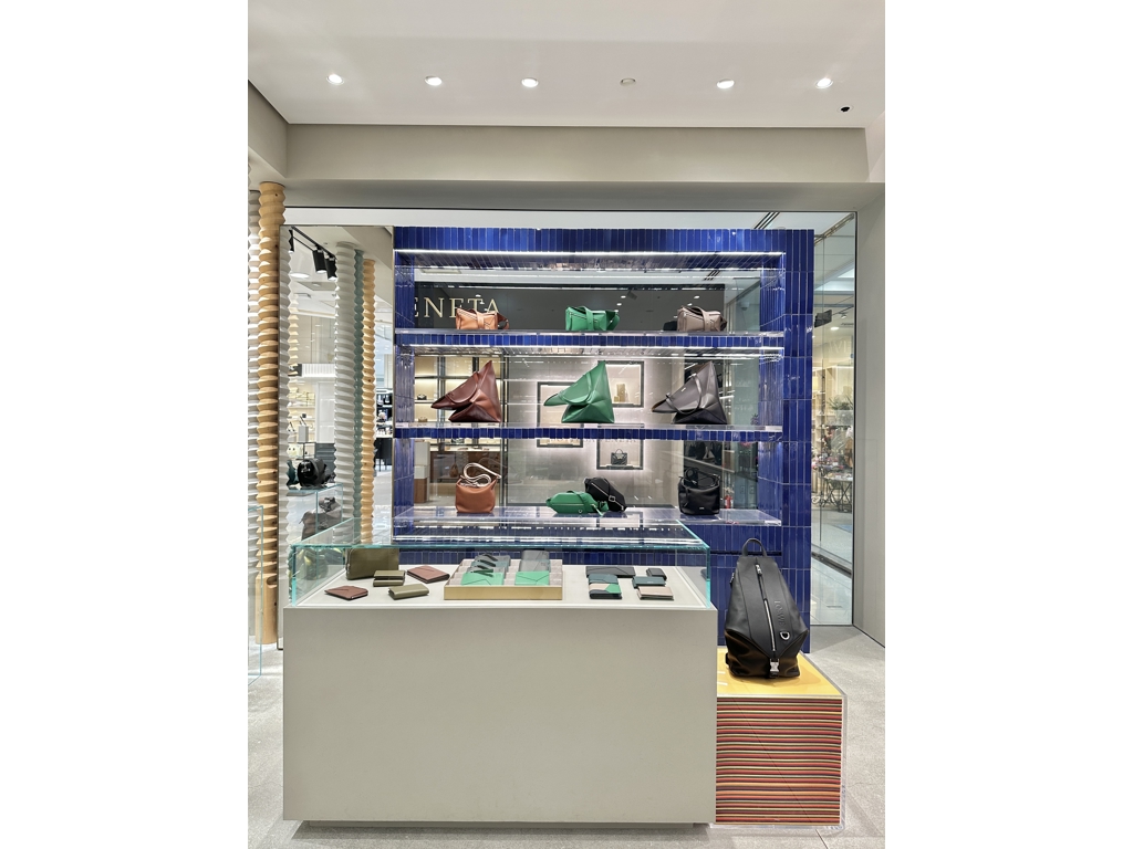 Images ロエベ 金沢香林坊大和店