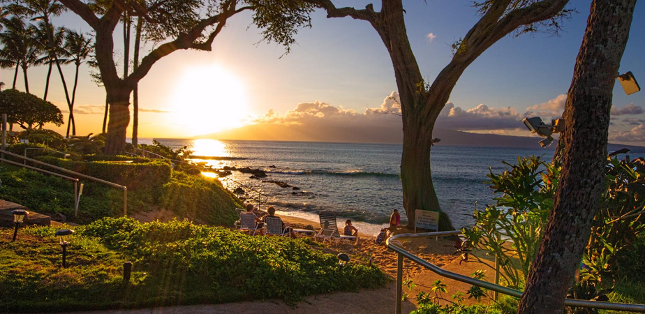 Napili Surf Beach Resort In Lahaina Hi 96761 Chamberofcommerce Napili Surf Beach Resort