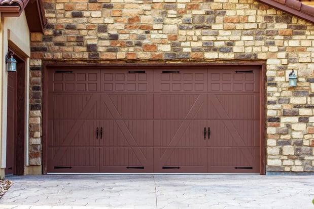Images Pineywoods Overhead Door