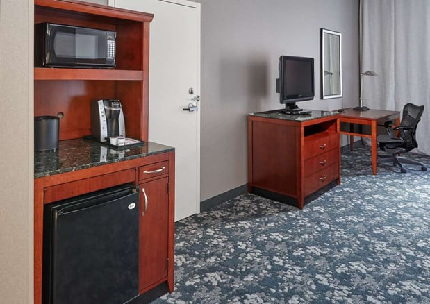 Images Hilton Garden Inn Lake Forest Mettawa