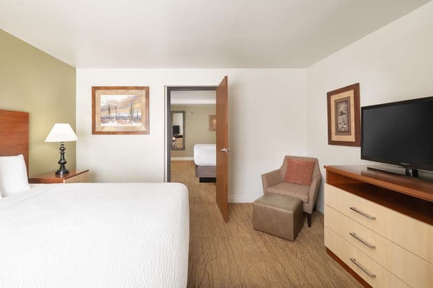 Images Best Western Red Hills
