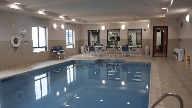 Images Holiday Inn Express & Suites Morton Peoria Area by IHG