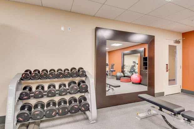 Images Hampton Inn and Suites Los Angeles - Glendale