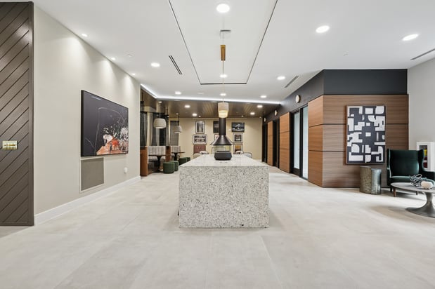 Images The Kingsman | Luxury Apartment Homes