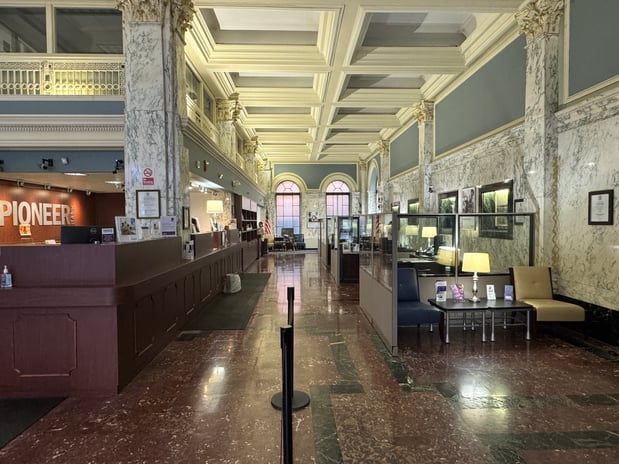 Images Pioneer - Troy Branch