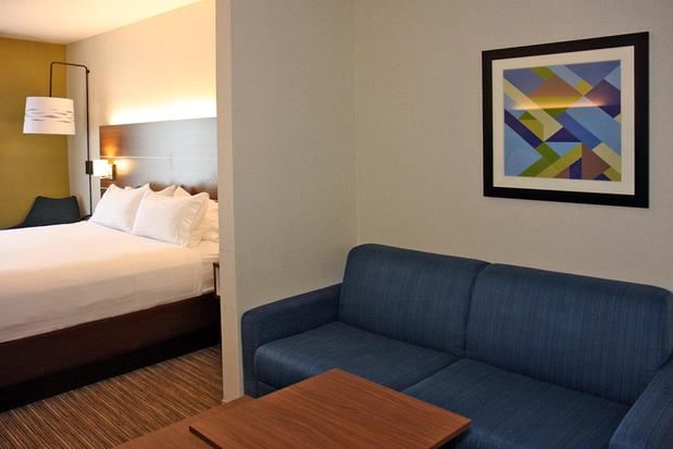 Images Holiday Inn Express Branford-New Haven, an IHG Hotel