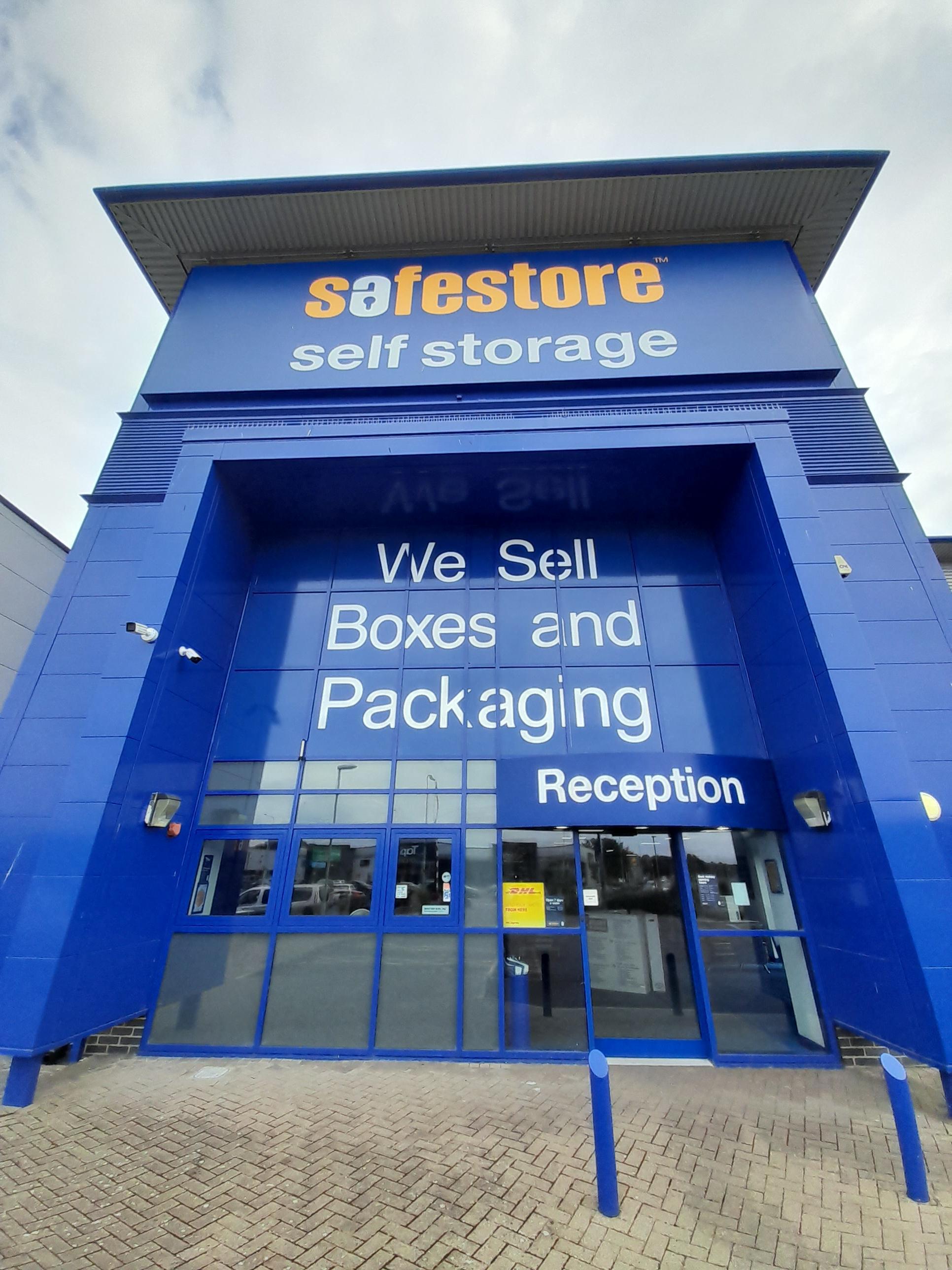 Images DHL Express Service Point (Safestore Cardiff Newport Road)