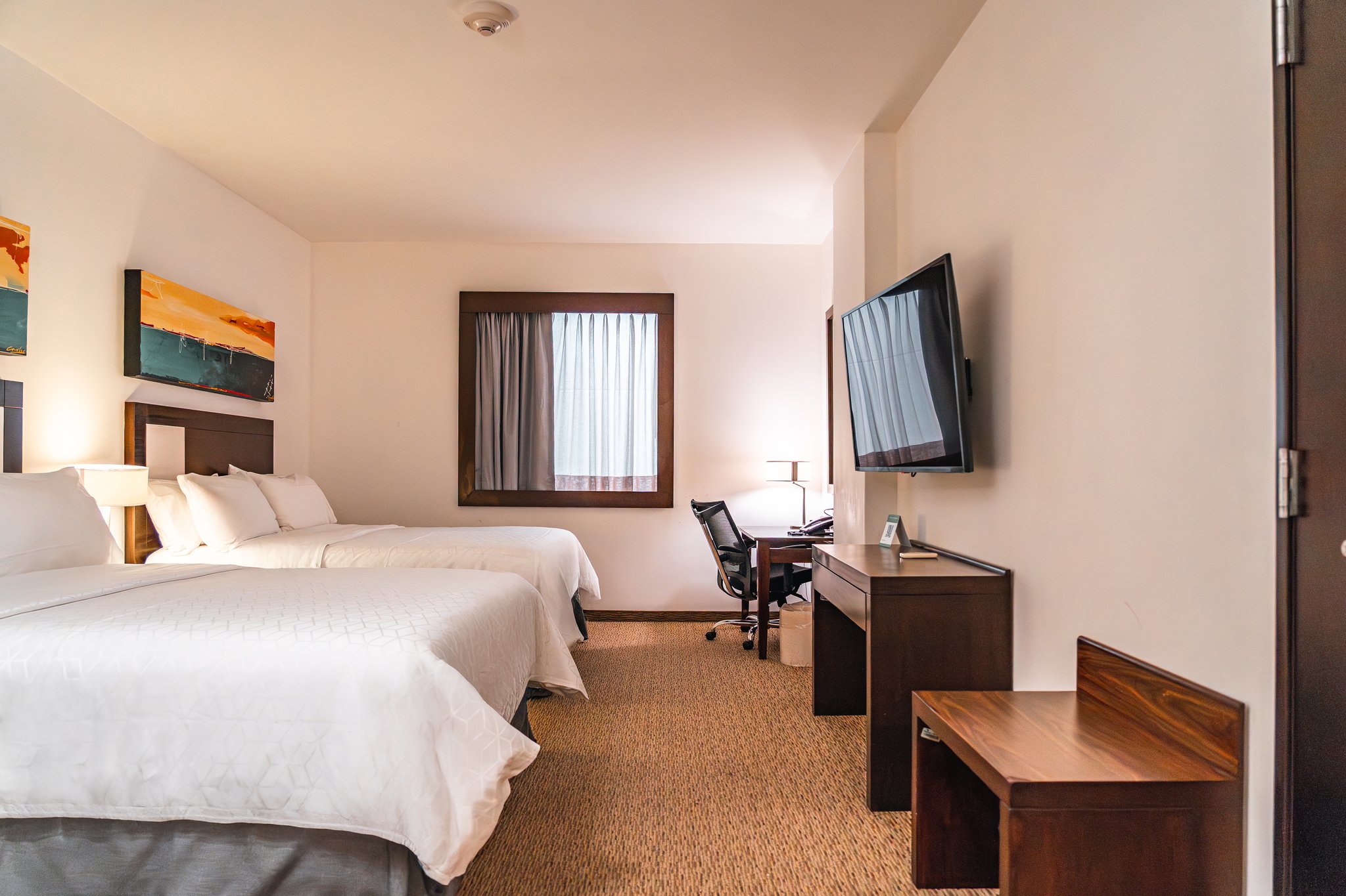 Images Holiday Inn Guadalajara Patria-Universidad by IHG