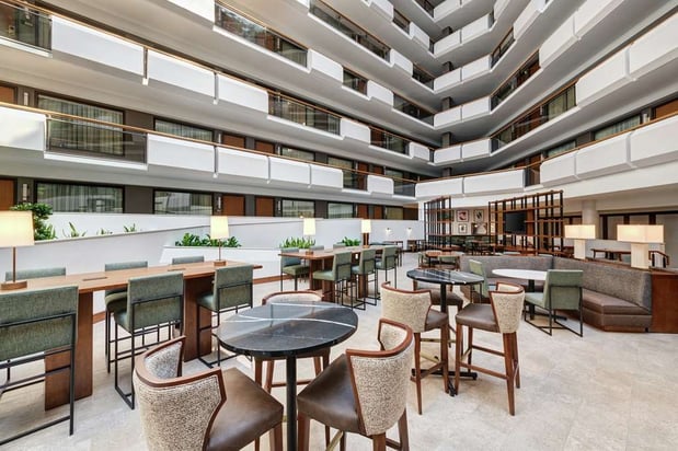 Images Embassy Suites by Hilton Tysons Corner