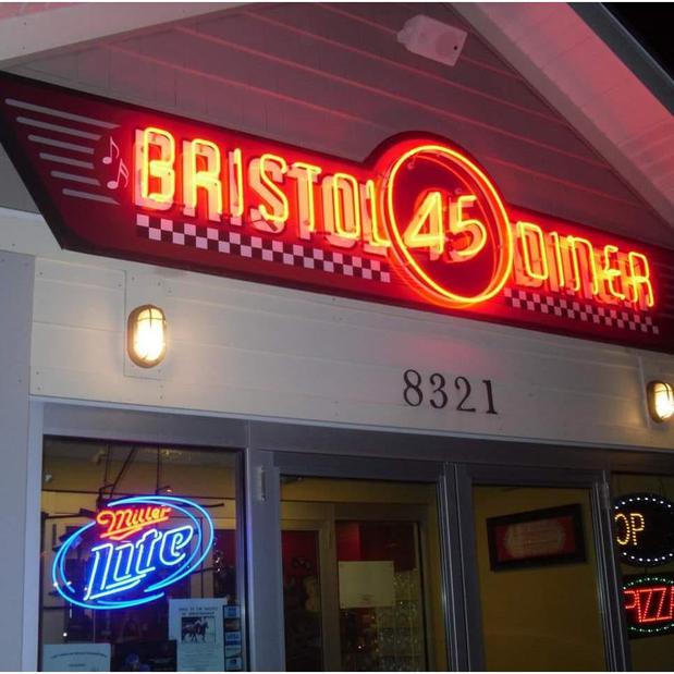 Bristol 45 Diner Logo