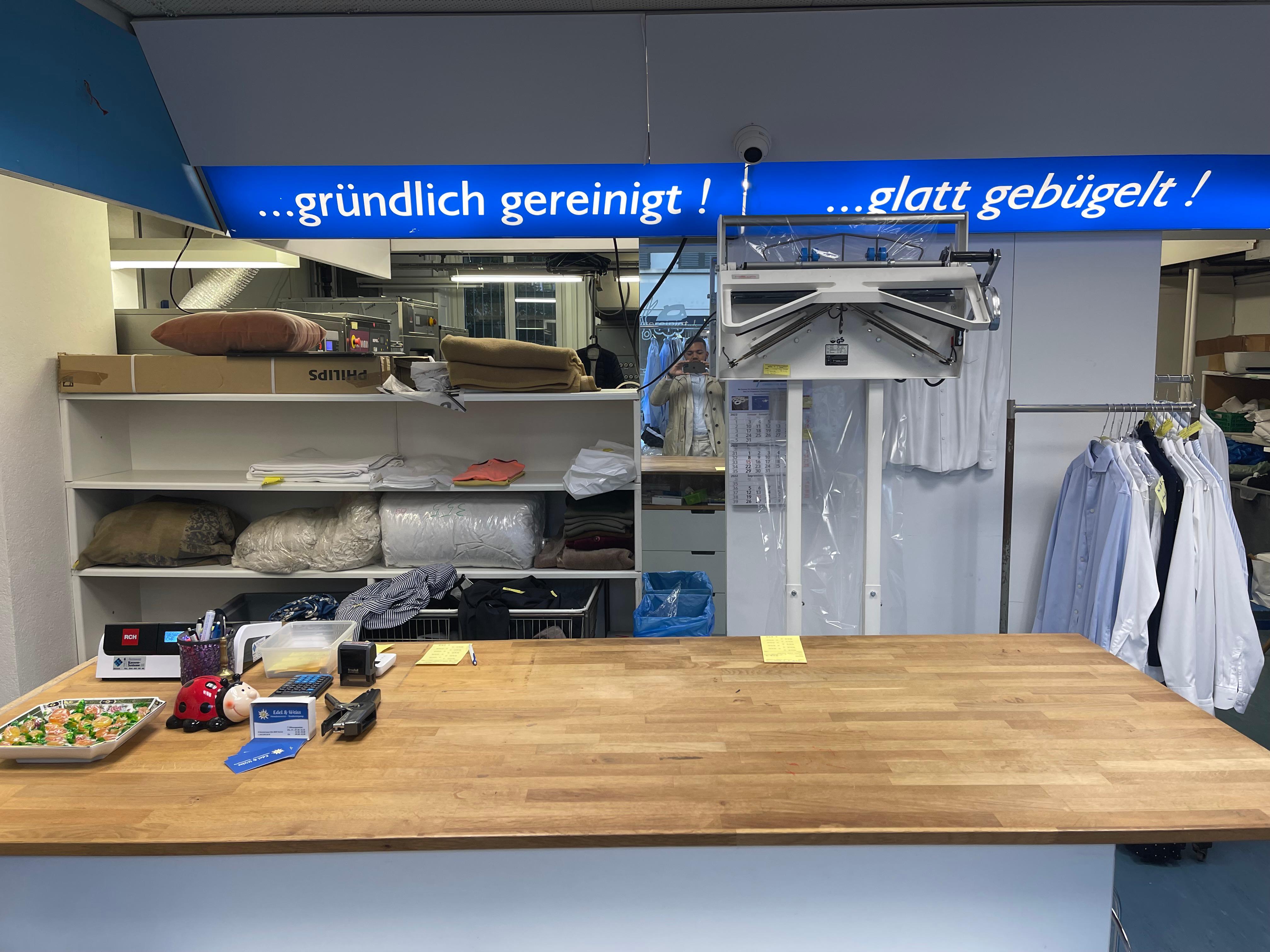 Edel & Weiss Hemdenservice - Textilreinigung, Nordstrasse 226 in Zürich