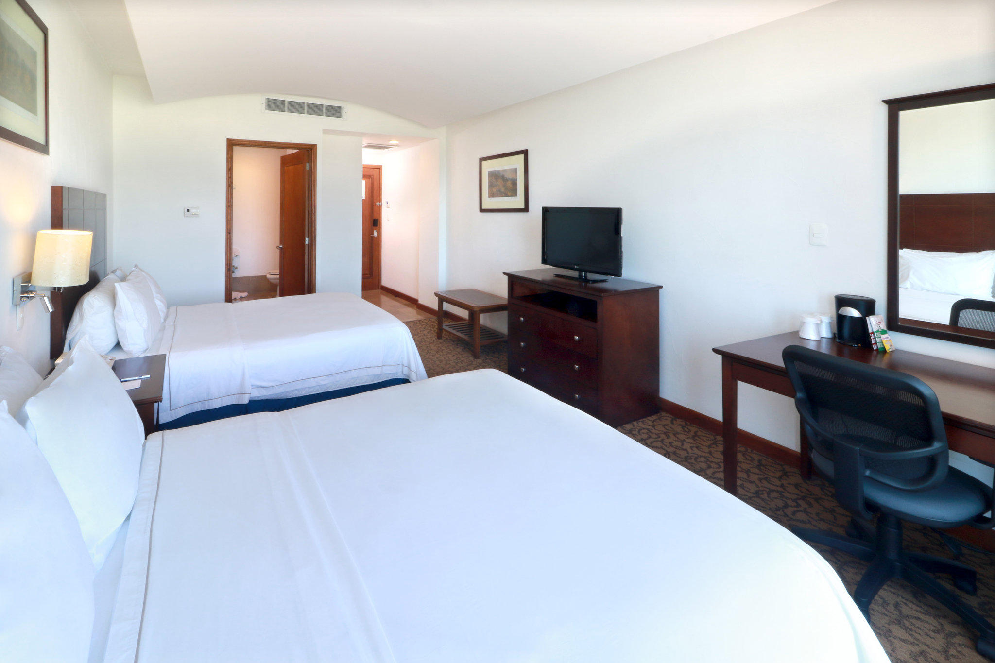 Images Holiday Inn Express Nuevo Laredo, an IHG Hotel