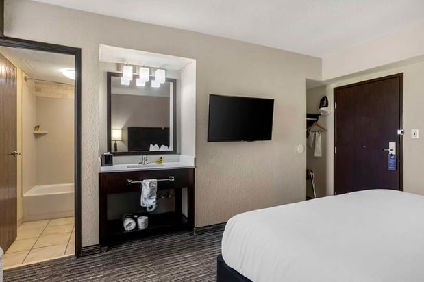Images Best Western Plus Jonesboro Inn & Suites