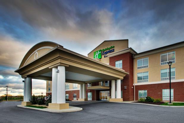 Images Holiday Inn Express & Suites Lancaster East - Strasburg, an IHG Hotel
