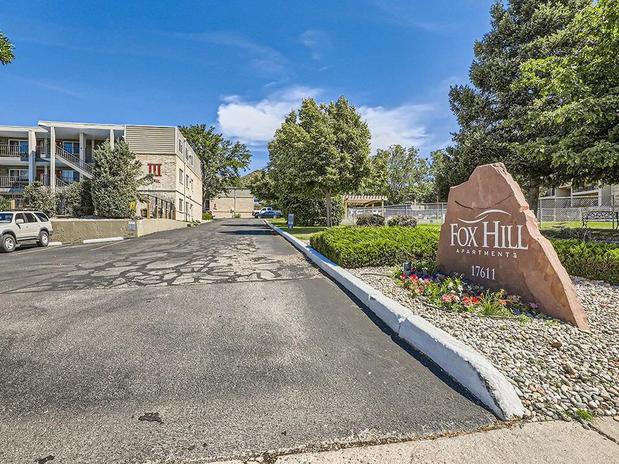 Images Fox Hill Apartments