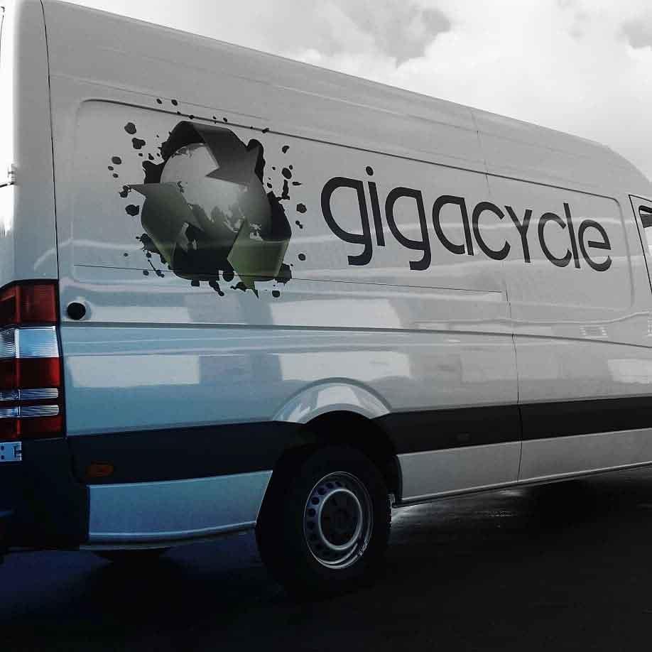 Images GIGACYCLE - Computer Disposal - IT Recycling - Data Destruction - WEEE Recycling