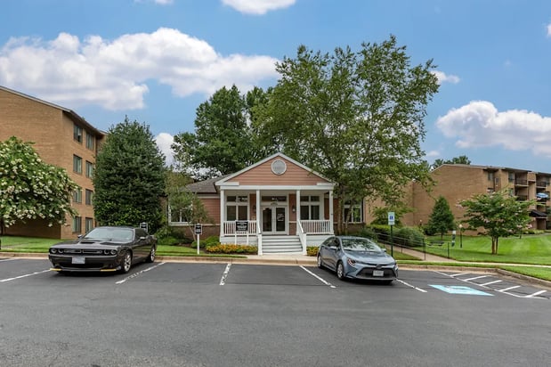 Images The Apartments at The Sycamores