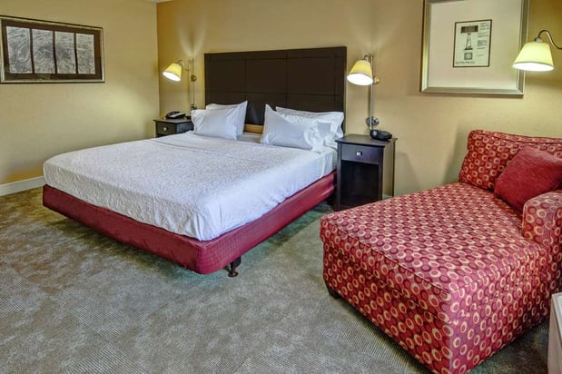 Images Hampton Inn Jacksonville-Anniston Area