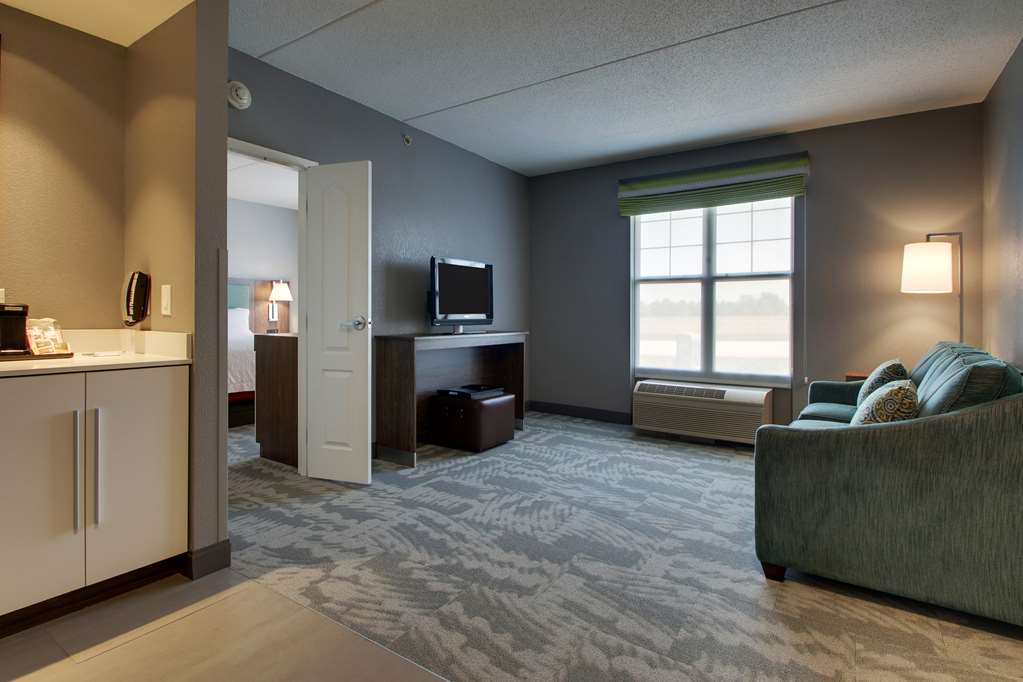 Guest room